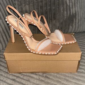 Steve Madden Tan Pearl-Studded Heels